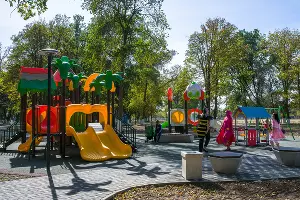 Парк имени Ивана Семыкина в станице Тбилисской &copy;&nbsp;Фото Евгения Мельченко, Юга.ру