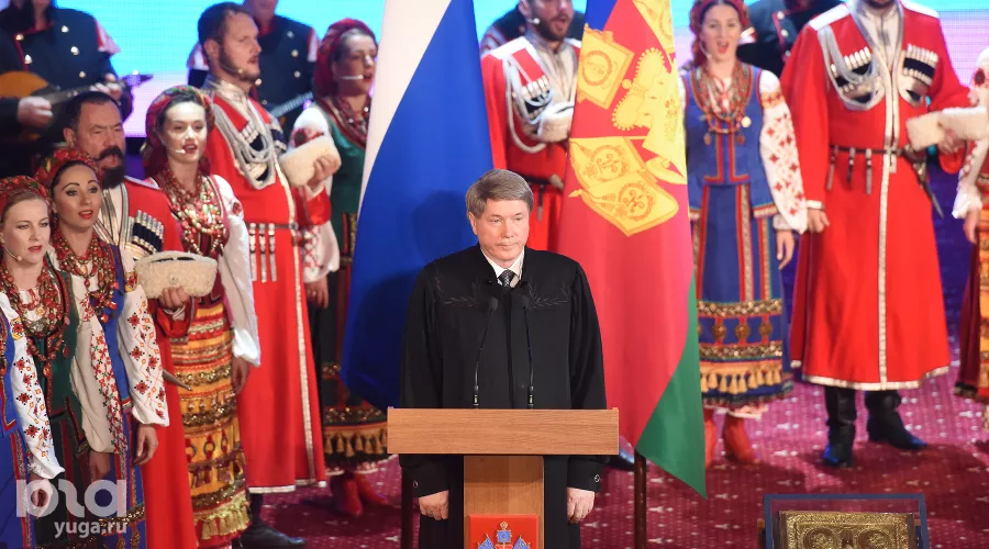 Александр Чернов (в центре). Инаугурация губернатора Кубани Вениамина Кондратьева &copy;&nbsp;Елена Синеок, ЮГА.ру