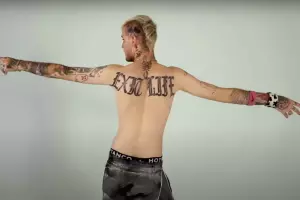 Кадр из трейлера к фильму «Lil Peep: всё для всех» &copy;&nbsp;Скриншот видео с YouTube-канала iVideos, www.youtube.com/channel/UCs9tHGGpNjOMiCnbqTGA1PQ