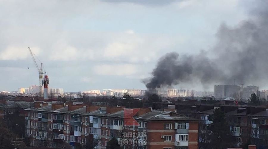 Пожар в краснодаре сейчас. Краснодар гу мчс здание. Стасова 141 краснодар. Пожар в краснодаре на юбилейном. Заводская.