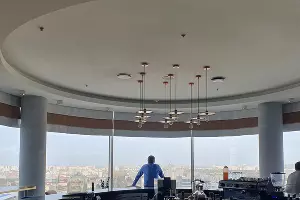 Бар в ресторане Pompano в отеле Marriott &copy;&nbsp;Фото Марины Солошко, Юга.ру