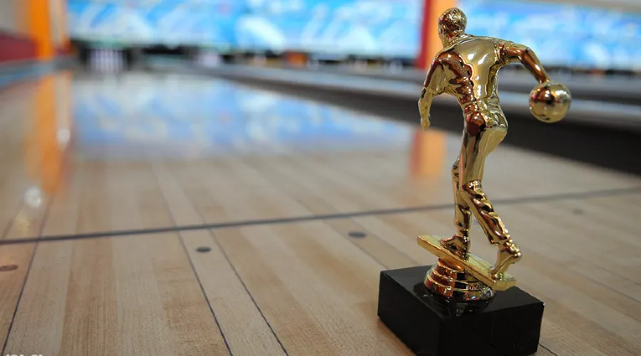 Финал чемпионата по боулингу "Семь звезд" &copy;&nbsp;Елена Синеок. ЮГА.ру