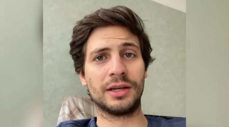  &copy;&nbsp;Скриншот видео с Александром Молочниковым со страницы Cruxchat, instagram.com/cruxchat/