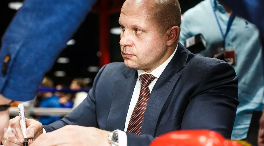 Автограф-сессия Федора Емельяненко в Краснодара &copy;&nbsp;Михаил Чекалов, ЮГА.ру