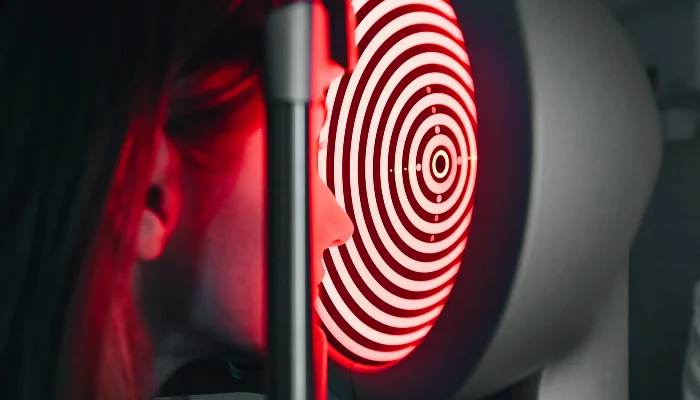 Диагностика зрения в клинике «Три-3» &copy;&nbsp;Фото Дениса Яковлева, Юга.ру