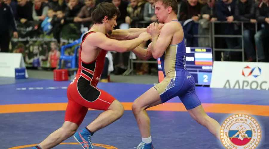 Аслан Висаитов и Павел Салеев &copy;&nbsp;Фото с официального сайта Федерации спортивной борьбы России, wrestrus.ru