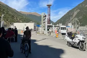 Люди на российско-грузинской границе &copy;&nbsp;Фото Катерины Данильян