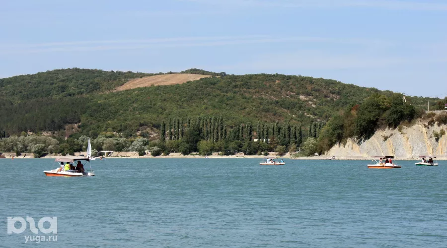 Озеро Абрау &copy;&nbsp;Фото Дмитрия Пославского, Юга.ру