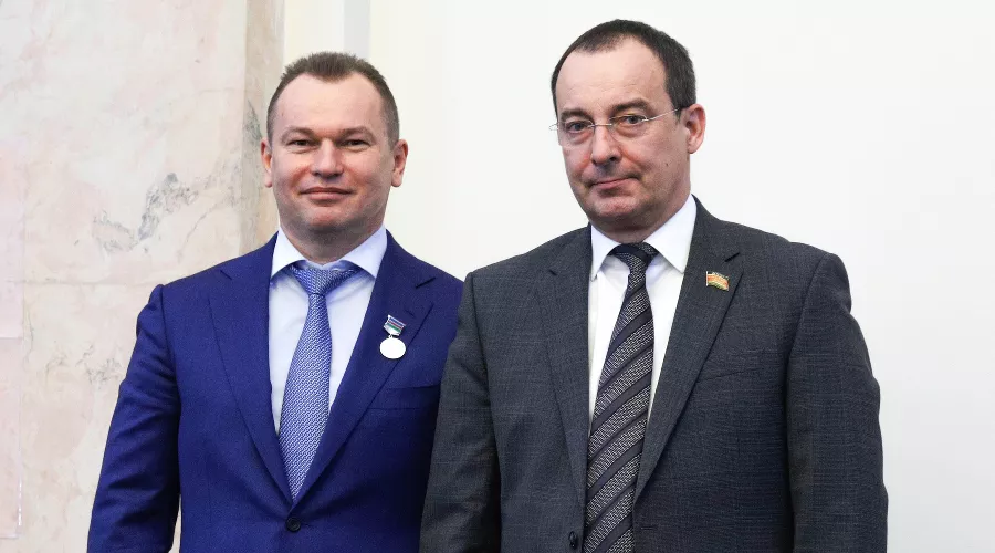 Алексей Руднев и Юрий Бурлачко &copy;&nbsp;Фото пресс-службы &laquo;Газпром межрегионгаз Краснодар&raquo;