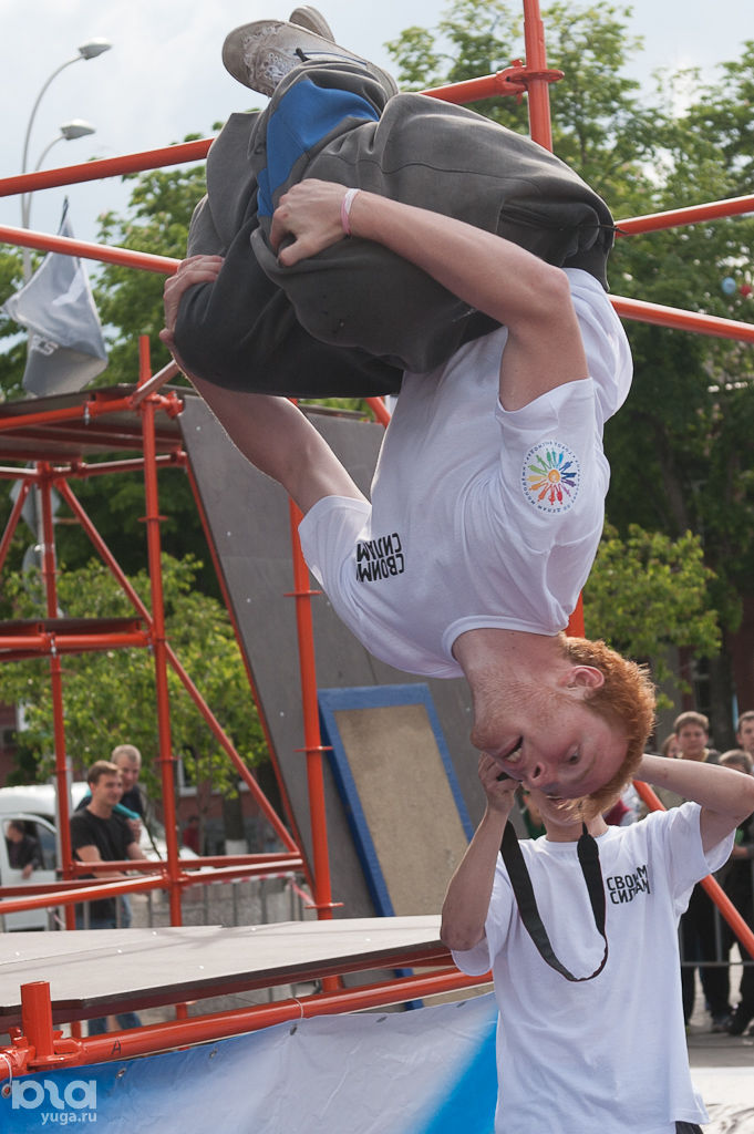 Flyzone паркур парк. паркур парк в краснодаре. паркур парк в краснодаре. паркур краснодар. паркур соревнования.