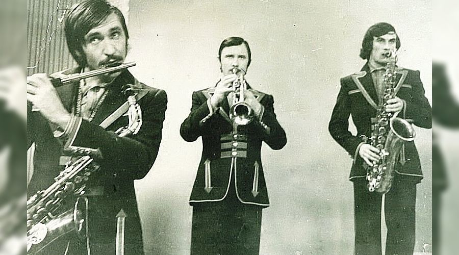 ВИА «Ива»: Сергей Полежаев, Александр Балбеков, Александр Серов (начало 1970-х) &copy;&nbsp;Фото из архива Владимира Сигидина