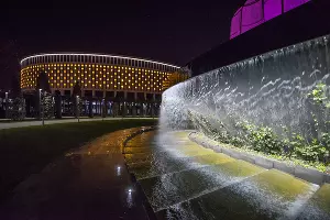 Парк «Краснодар»  с новогодней подсветкой &copy;&nbsp;Фото Елены Синеок, Юга.ру