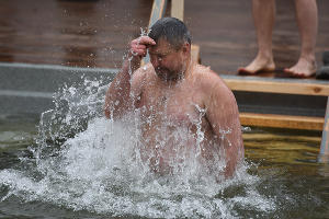 Крещенские купания в Краснодара © Фото Елены Синеок, Юга.ру