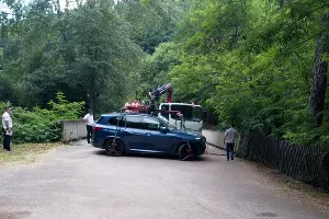 В Сочи эвакуировали автомобиль, который перекрывал проезд к Агурским водопадам &copy;&nbsp;Фото пресс-службы Сочинского нацпарка