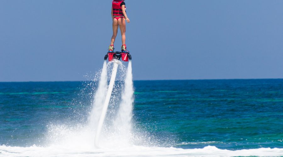 Флайбординг &copy;&nbsp;Фото с сайта publicdomainpictures.net