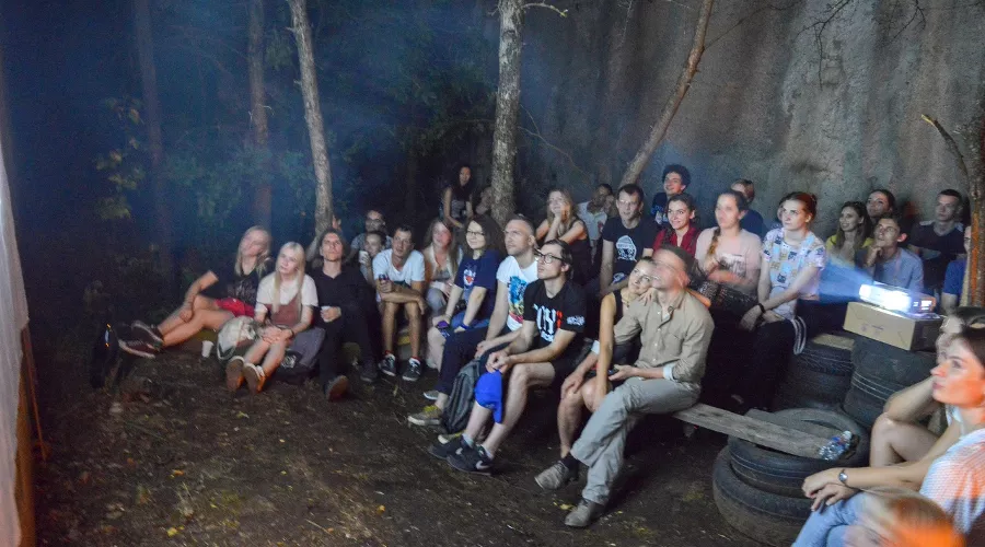 Показ короткометражных фильмов Бастера Китона 1920 года в летнем кинотеатре «Канал Культуры» в Краснодаре &copy;&nbsp;Фото предоставлено организатором события