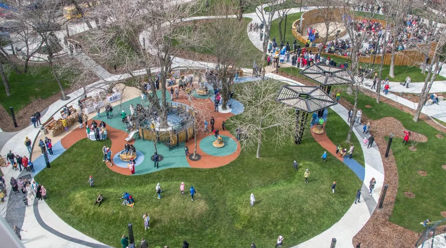 Парк Фрунзе в Новороссийске  &copy;&nbsp;фото Sega Black-Sea https://t.me/Sega_Black_Sea_nvrsk/2251