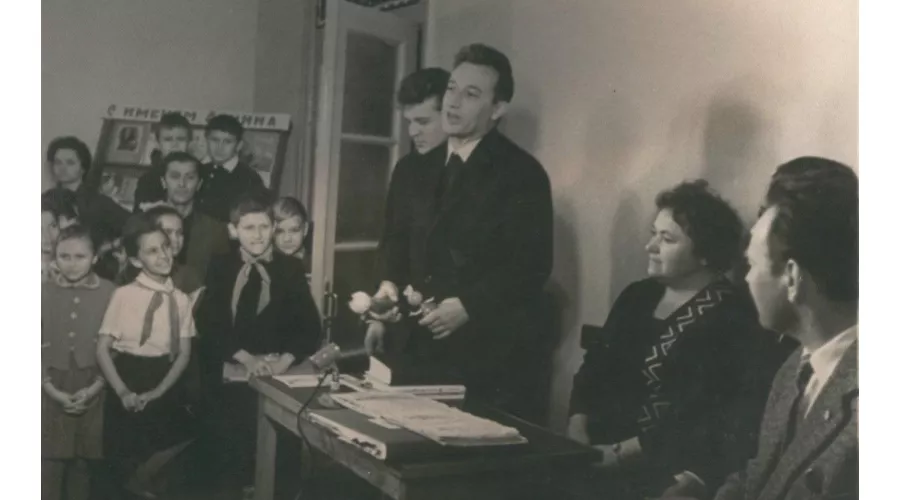 Джанни Родари в Краснодаре, 1963 год &copy;&nbsp;Скриншот фото из телеграм-канала &laquo;Издательство редких книг&raquo;