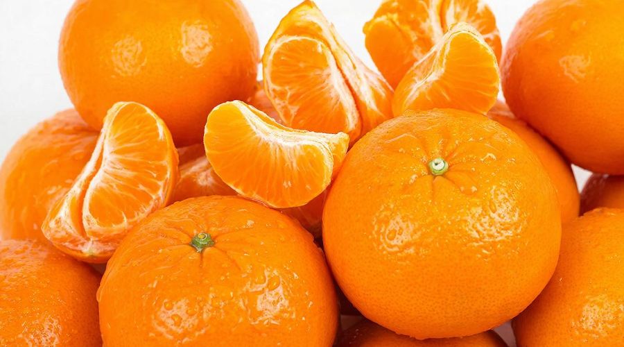 мандарины &copy;&nbsp;Сгенерировано с помощью нейросети Gigachat