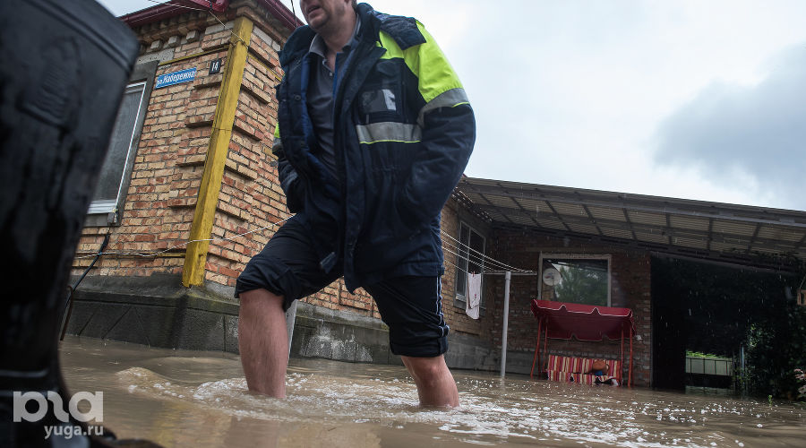 Подтопление в селе Левокумка Ставропольского края © Фото Антона Подгайко, Юга.ру