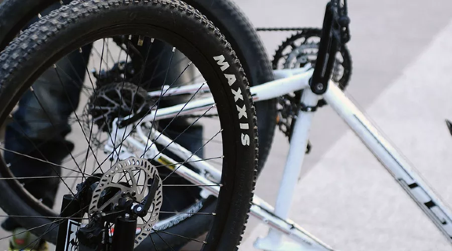 Акция "Велосветлячки" в поддержку "Часа Земли" в Краснодаре &copy;&nbsp;Алёна Живцова, ЮГА.ру