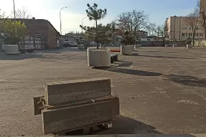 Прогулочная зона у дома Лихацкого &copy;&nbsp;Фото Ольги Тимохиной, Юга.ру