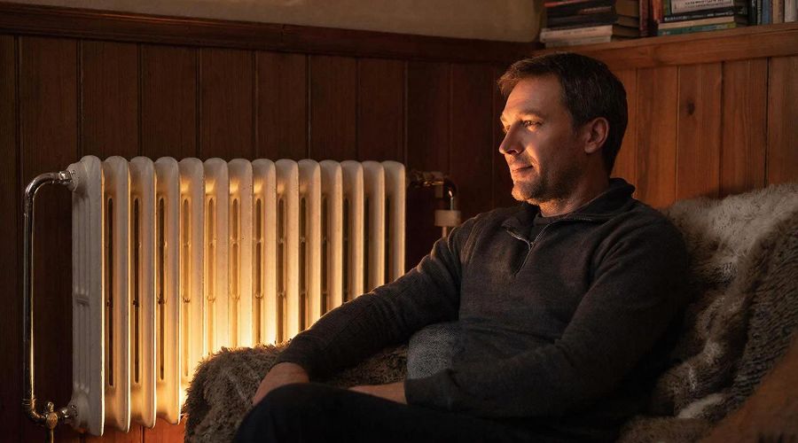 батарея &copy;&nbsp;Изображение сгенерировано с помощью Gigachat