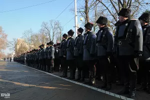 В Краснодаре состоялся смотр казаков, которые будут нести патрульную службу в Сочи во время Олимпиады &copy;&nbsp;Елена Синеок, ЮГА.ру