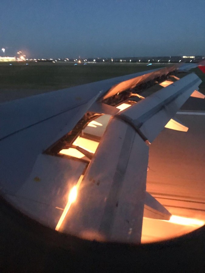  Самолет Саудовской Аравии загорелся во время полета. В сборной назвали это небольшим инцидентом 