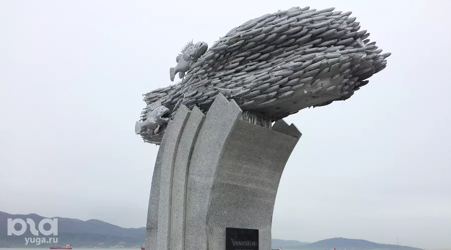 Памятник хамсе &copy;&nbsp;Фото Дмитрия Пославского, Юга.ру