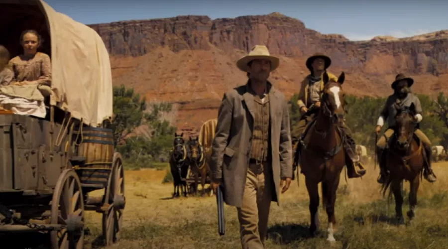 Кадр из трейлера к фильму «Горизонты. Часть 1»   &copy;&nbsp;Скриншот видео с YouTube-канала Kinoman, www.youtube.com/channel/UC6A-Z0jDKemh9-CwGbj5yog