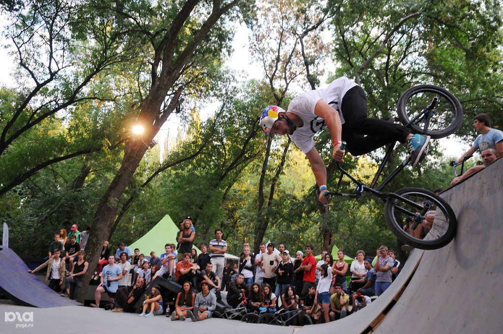 фестиваль экстрим и безопасность. фото с фестиваля крым экстрим. экстрим фестиваль. фестиваль мосты владивосток. парк экстрим крым тарханкут.