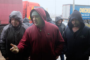 Забастовка дальнобойщиков против сборов с фур в Ставрополе © Эдуард Корниенко, ЮГА.ру