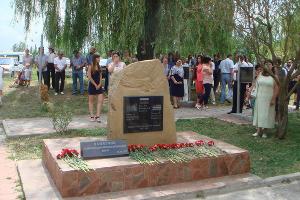 В Адыгее открыли памятник добровольцам, погибшим в 1992–1993 годах в Абхазии © Фото пресс-службы общественного движения «Адыгэ Хасэ Черкесский парламент»