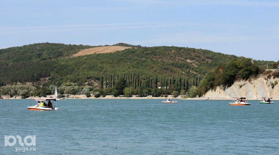 Озеро Абрау © Фото Дмитрия Пославского, Юга.ру