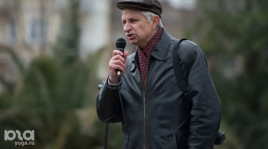 Пенсионеры в Сочи потребовали вернуть проездные льготы &copy;&nbsp;Нина Зотина, ЮГА.ру