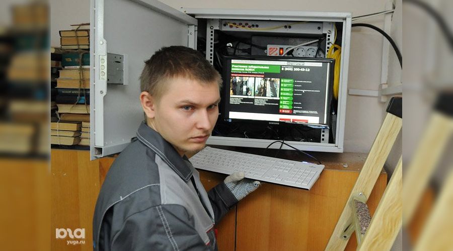 Первая веб-камера для наблюдения за президентскими выборами &copy;&nbsp;Елена Синеок. ЮГА.ру