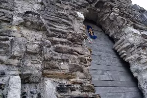 Древний храм в Лоо &copy;&nbsp;Фото из инстаграма Tanya.Sergeevna48, instagram.com/tanya.sergeevna48