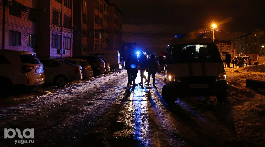 Пожар в самострое на улице Прокофьева в Краснодаре &copy;&nbsp;Фото Виталия Тимкива, Юга.ру