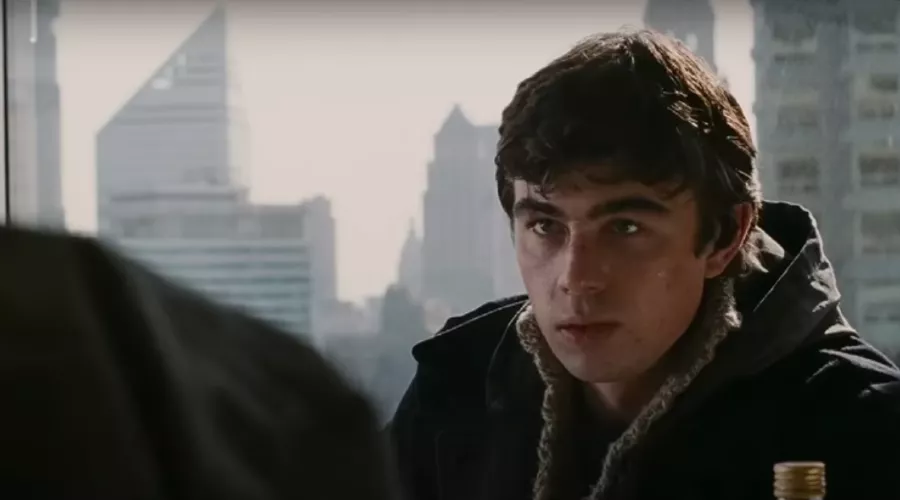 Кадр из фильма «Брат 2», реж. Алексей Балабанов, 2000 год &copy;&nbsp;Скриншот видео с YouTube-канала Danila Fatin, www.youtube.com/channel/UC17x7NgGagG2NWrrrWzxMDQ