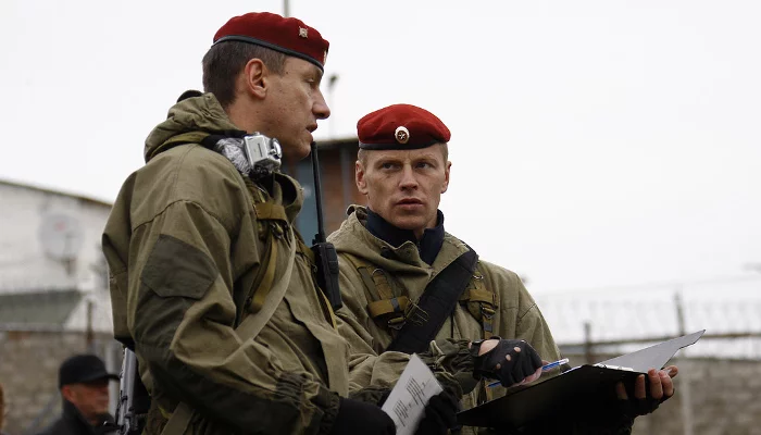 Спецназ "Акула" сдает экзамен на ношение "крапового берета" &copy;&nbsp;Влад Александров. ЮГА.ру