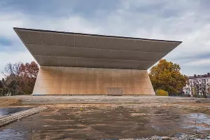 Кинотеатр «Аврора». Вид сверху &copy;&nbsp;Фото Антона Быкова, Юга.ру