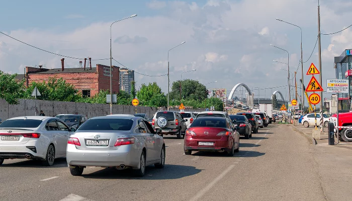 Рядом с новым Яблоновским мостом в Адыгее &copy;&nbsp;Фото Юли Шафаростовой, Юга.ру