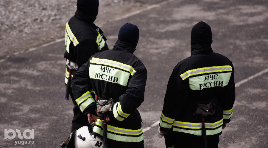 Пожарные © Фото Елены Синеок, Юга.ру