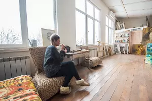 В мастерской Валерия и Инны Цукахиных &copy;&nbsp;Фото Елены Синеок, Юга.ру