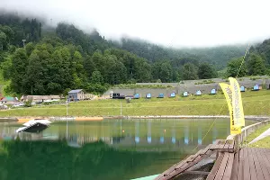 Верхнее озеро на курорте &laquo;Роза Хутор&raquo; &copy;&nbsp;Фото Марины Солошко, Юга.ру