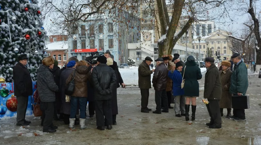 Пенсионеры протестуют против отмены проездных &copy;&nbsp;Фото golos-kubani.ru