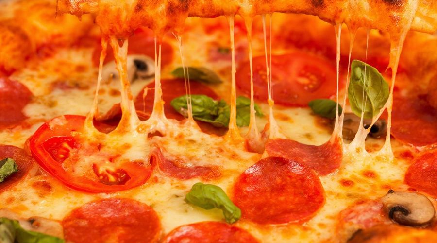 пицца &copy;&nbsp;Сгенерировано с помощью нейросети Gigachat