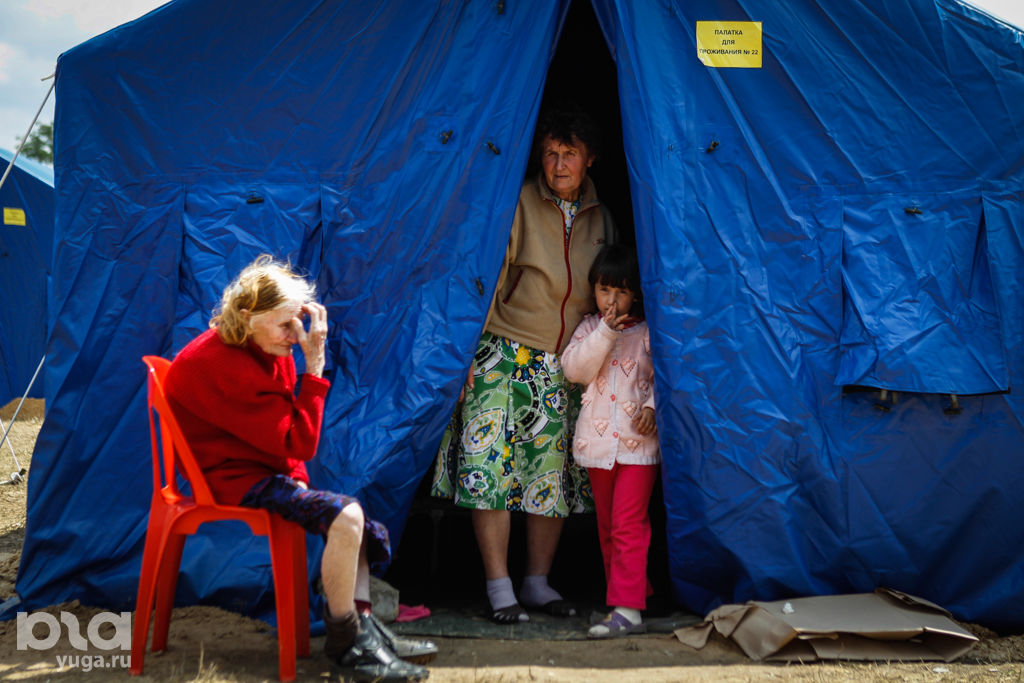 Жилье вынужденным переселенцам. Лагерь беженцев из Украины. Жилище беженцев. Жилые помещения для беженцев и переселенце. Жилье для беженцев в России.