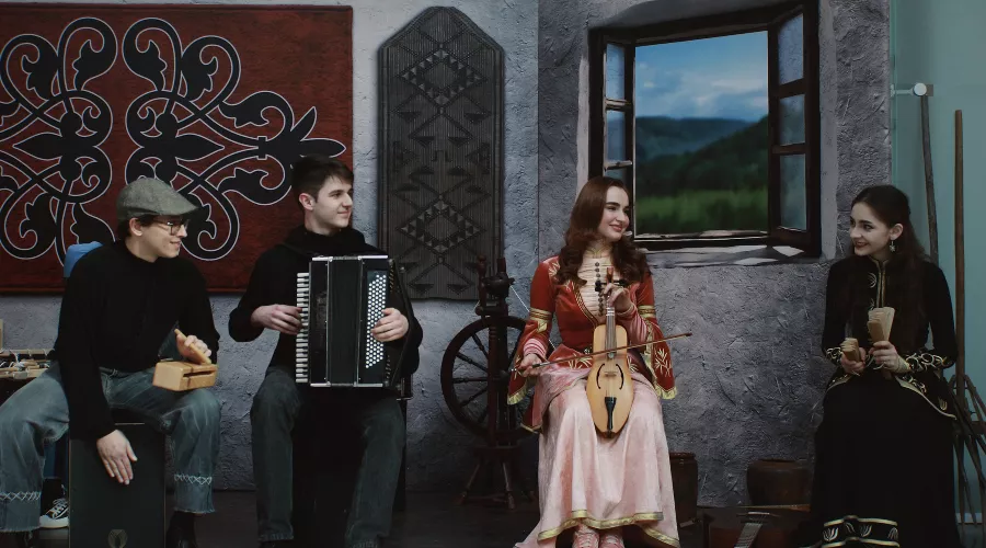  &copy;&nbsp;Фото Анисет Псеуш